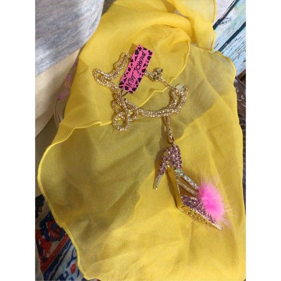 NWT Betsey Johnson Pink & Gold Rhinestone Shoe Pendant Adjustable Chain - Picture 11 of 15